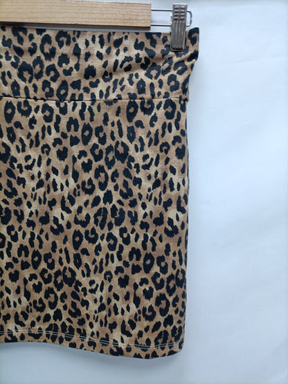 FOREVER21. Animal print Ts skirt