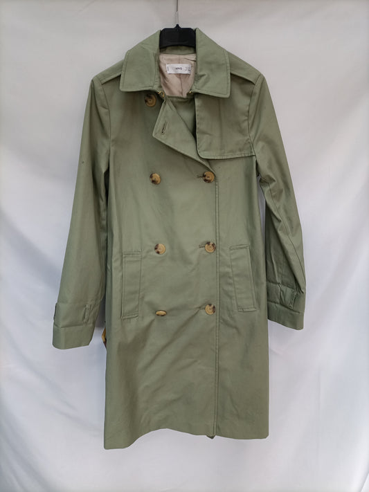 MANGO. Gabardina verde cruzada T.s (tara)