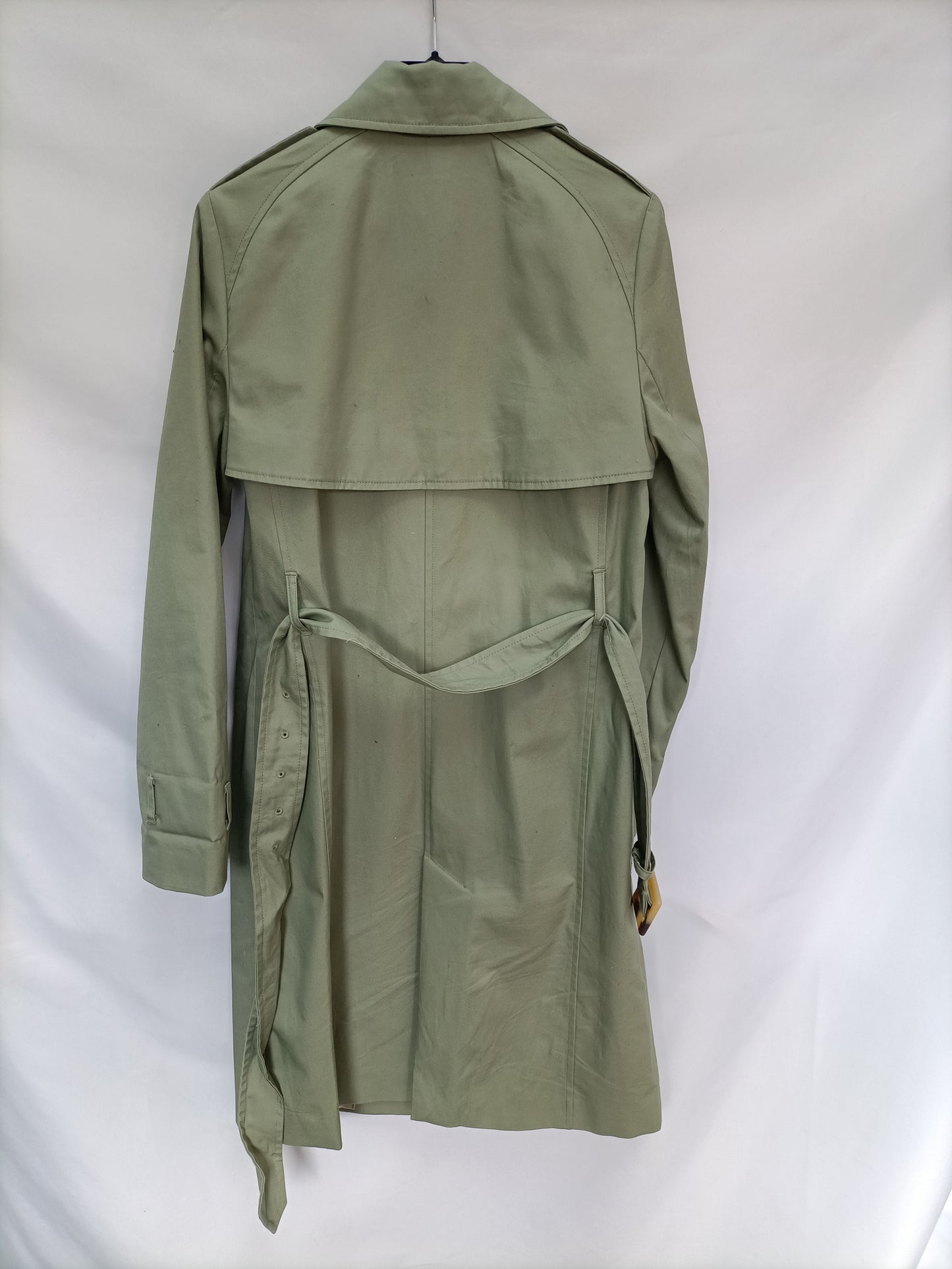 MANGO. Gabardina verde cruzada T.s (tara)