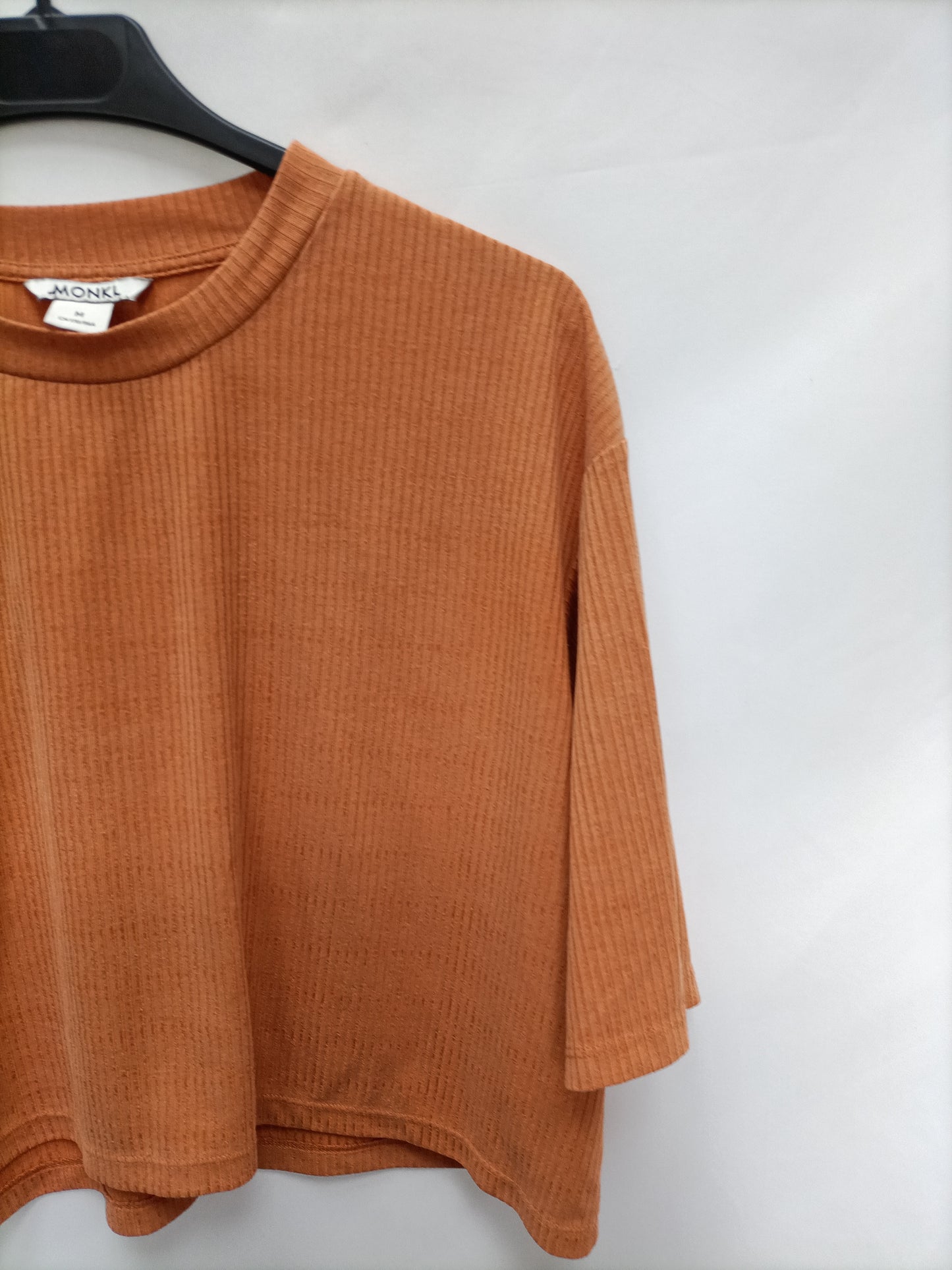 MONKI. Top fluido naranja T.m