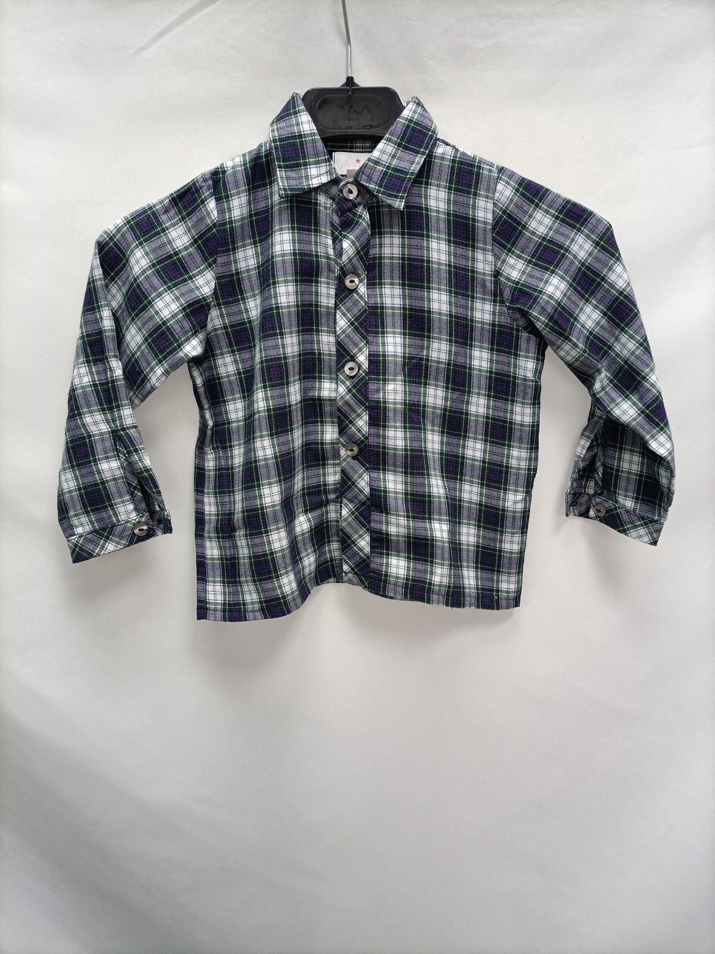 MARIA UCEDA. Checkered shirt, 2 years old