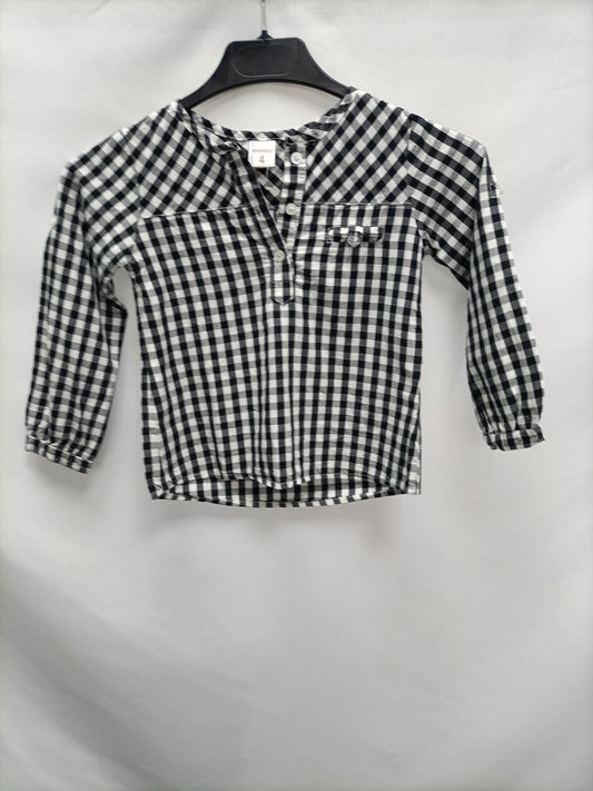 NEWNESS. Gingham shirt, size 4