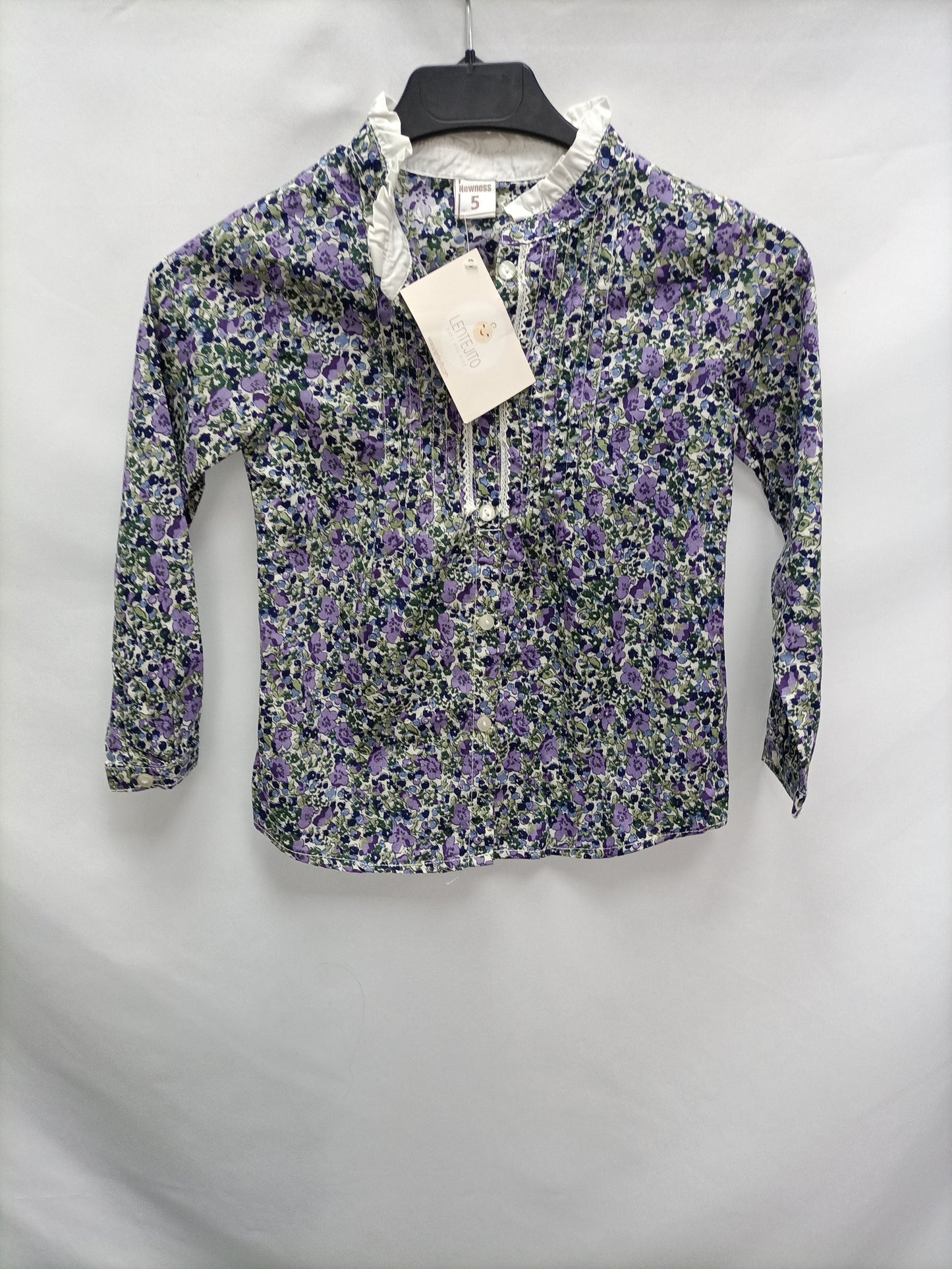 LENTEJITO. Purple floral shirt, size 5 years