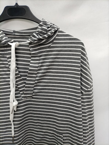 OTRAS. Sudadera gris y blanca rayas T.u(m)