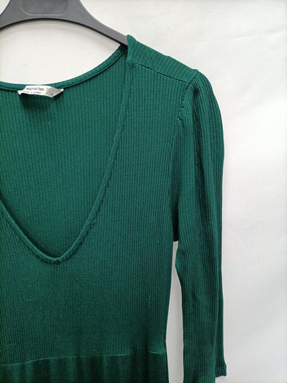 STRADIVARIUS. Vestido largo verde T.l