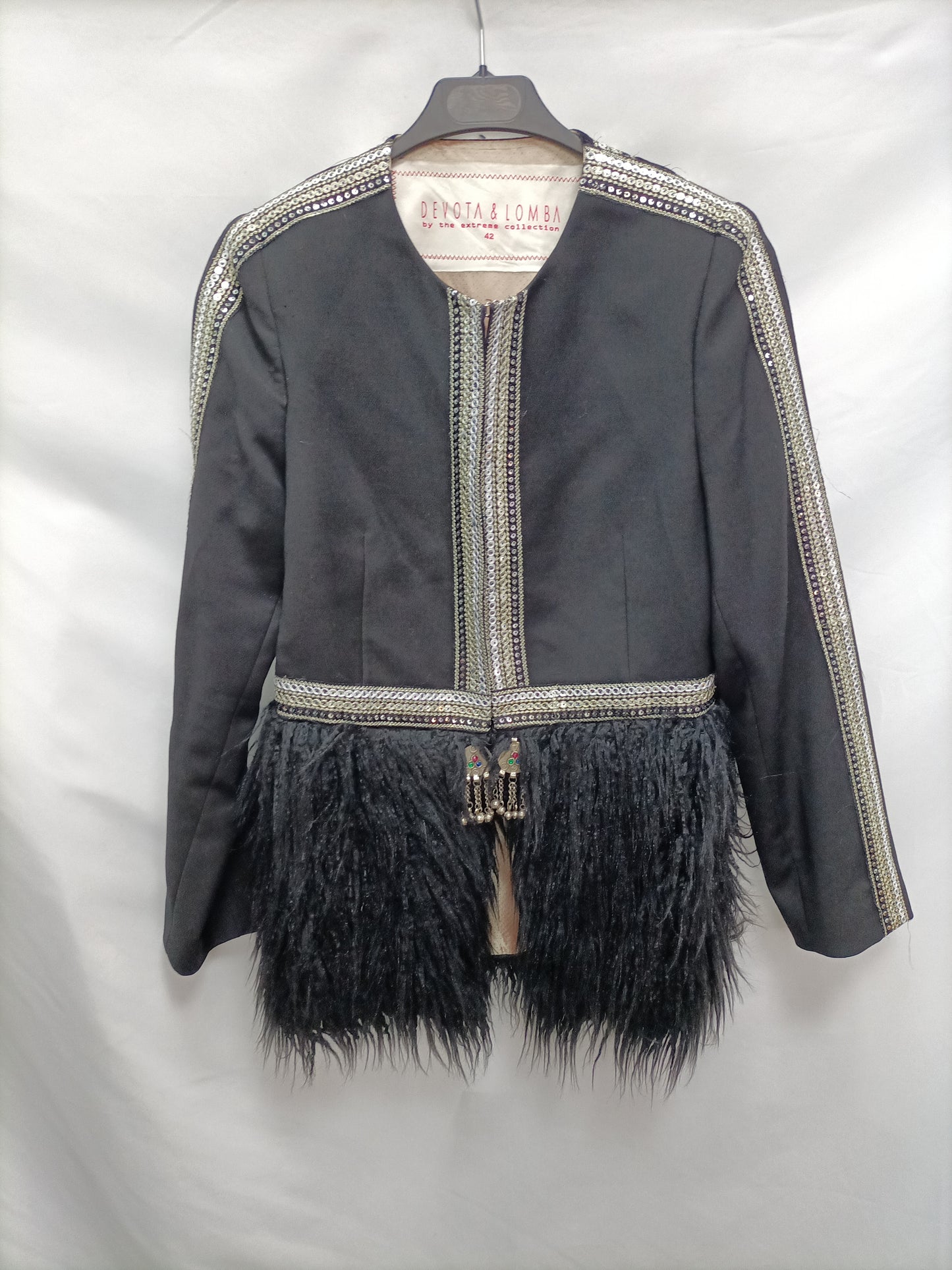 MARKET. I DEVOTA & LOMBA. Chaqueta pelito y abalorios T.42(S)