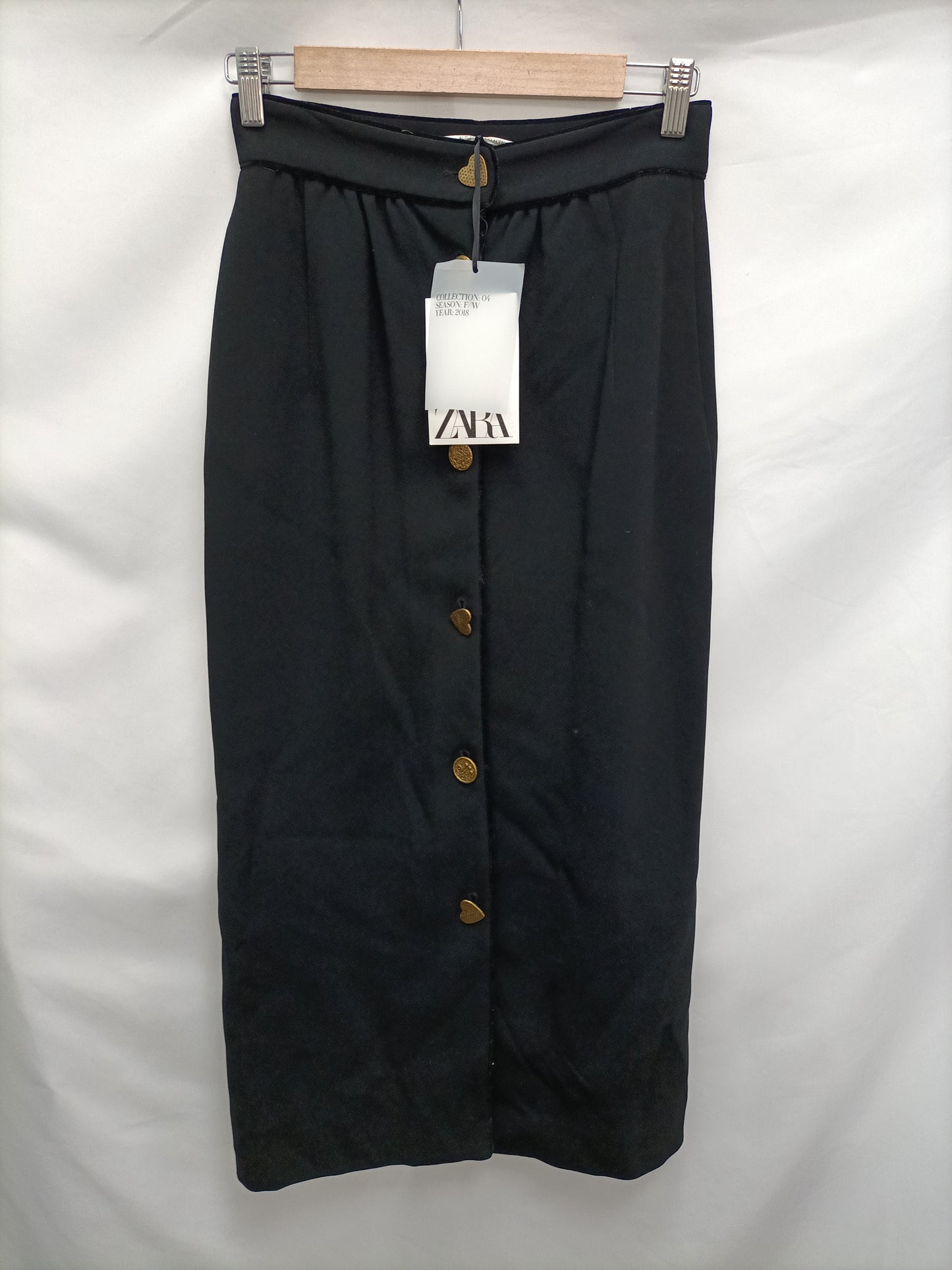 ZARA. Falda midi Abotonada T.s