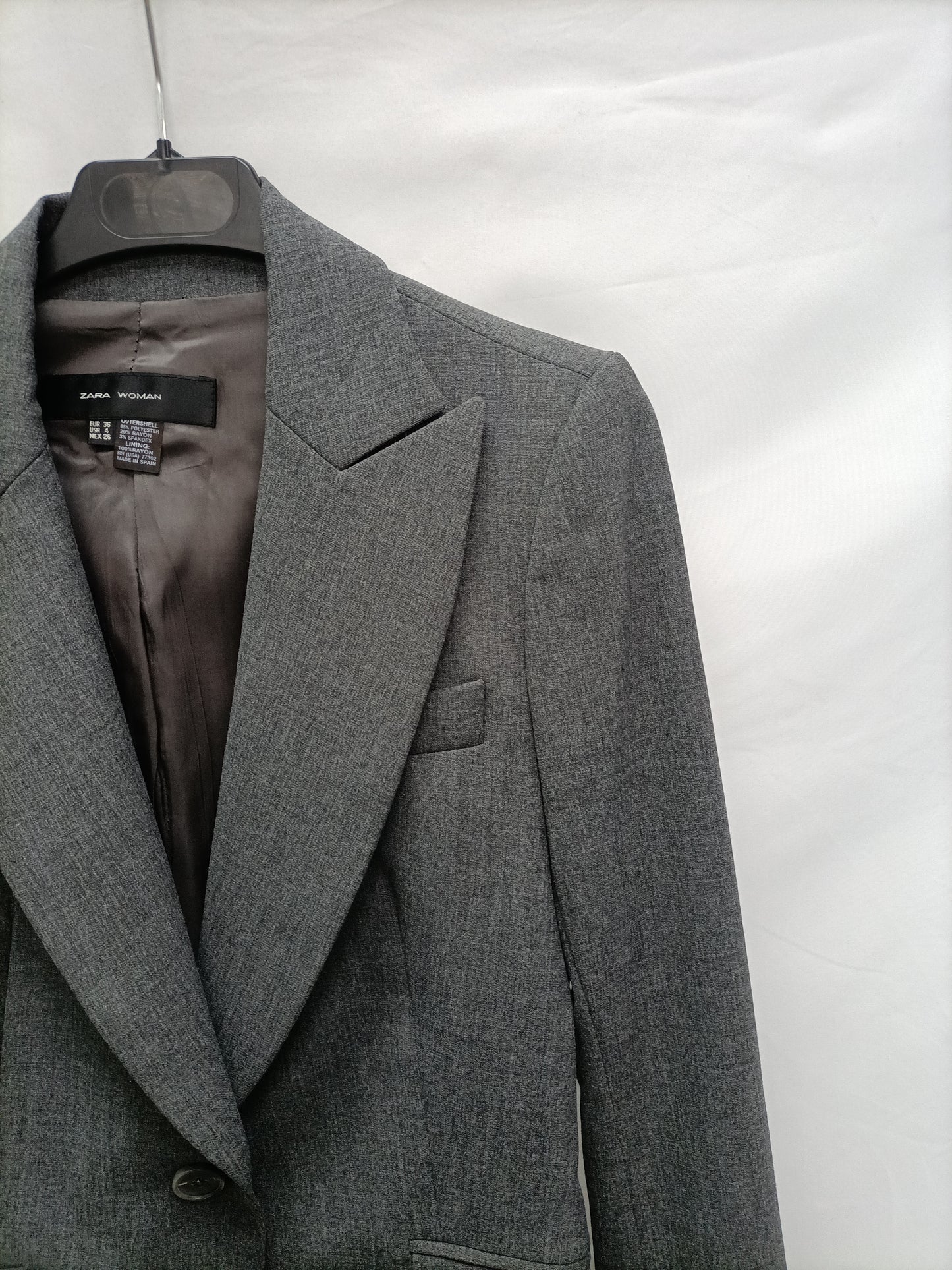ZARA. Blazer gris traje  T.36