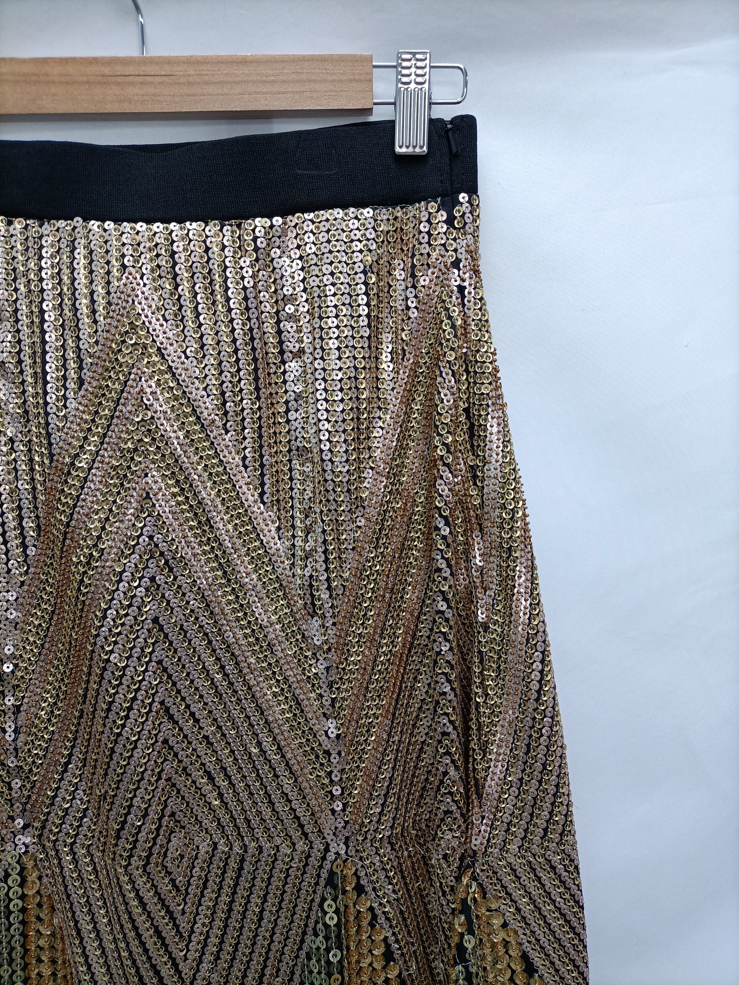 ZARA. Falda midi lentejuelas T.s