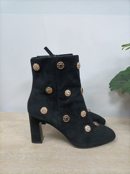 UTERQÜE. Botines negros pedrería T.39