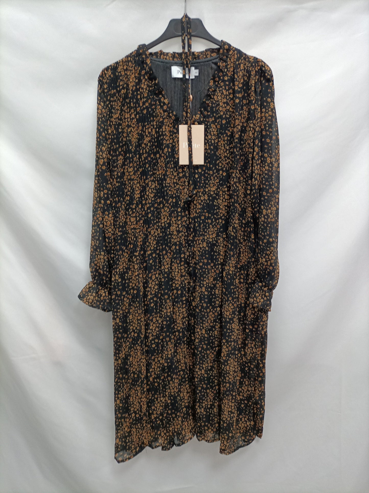 POETE. Vestido negro plisado T.m