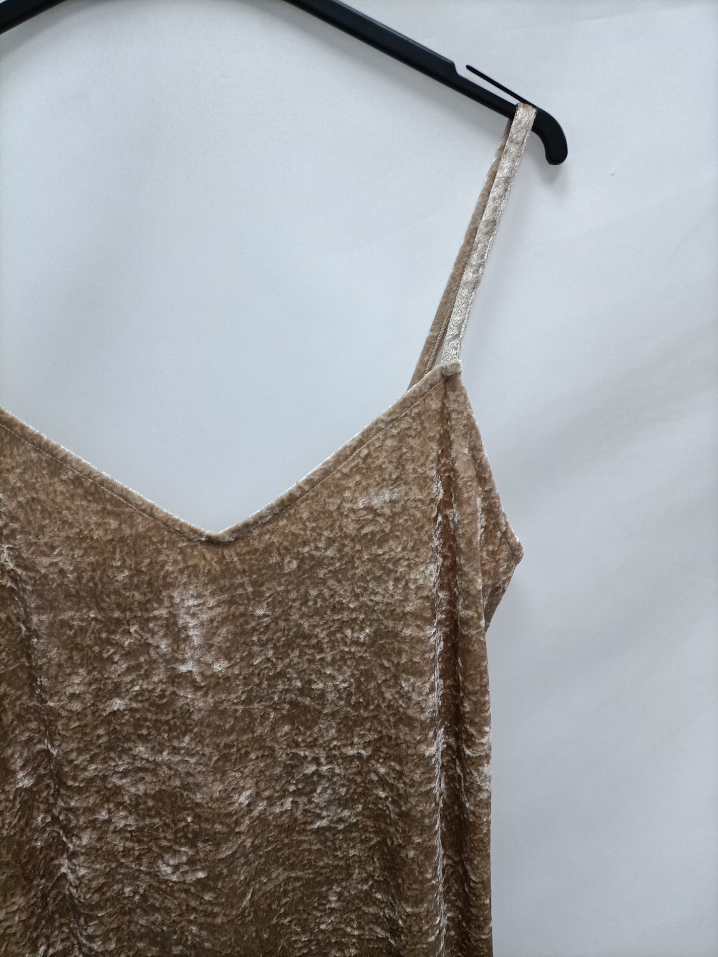 MANGO. Vestido midi terciopelo   T.s