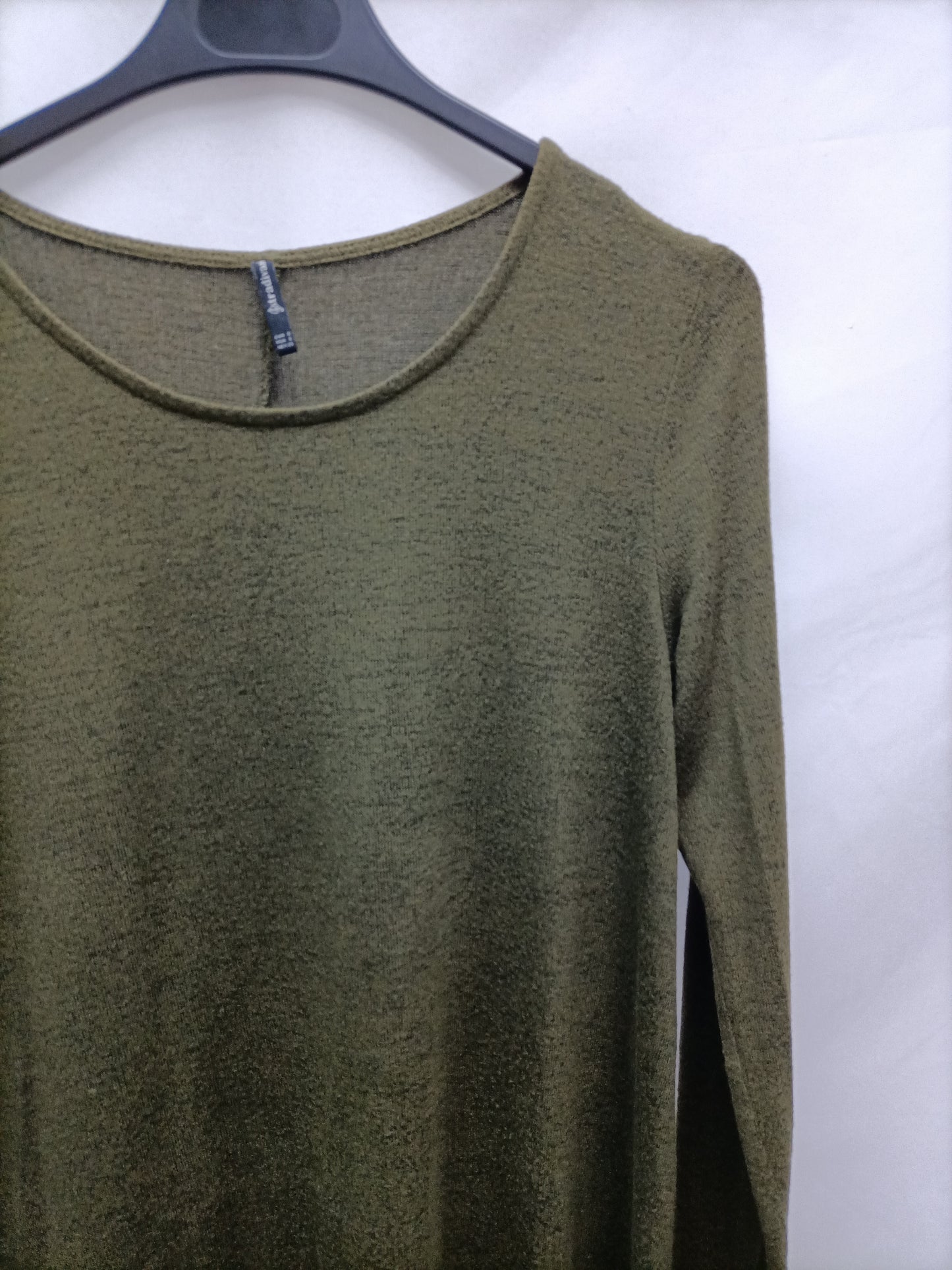 STRADIVARIUS. Vestido verde corto T.s