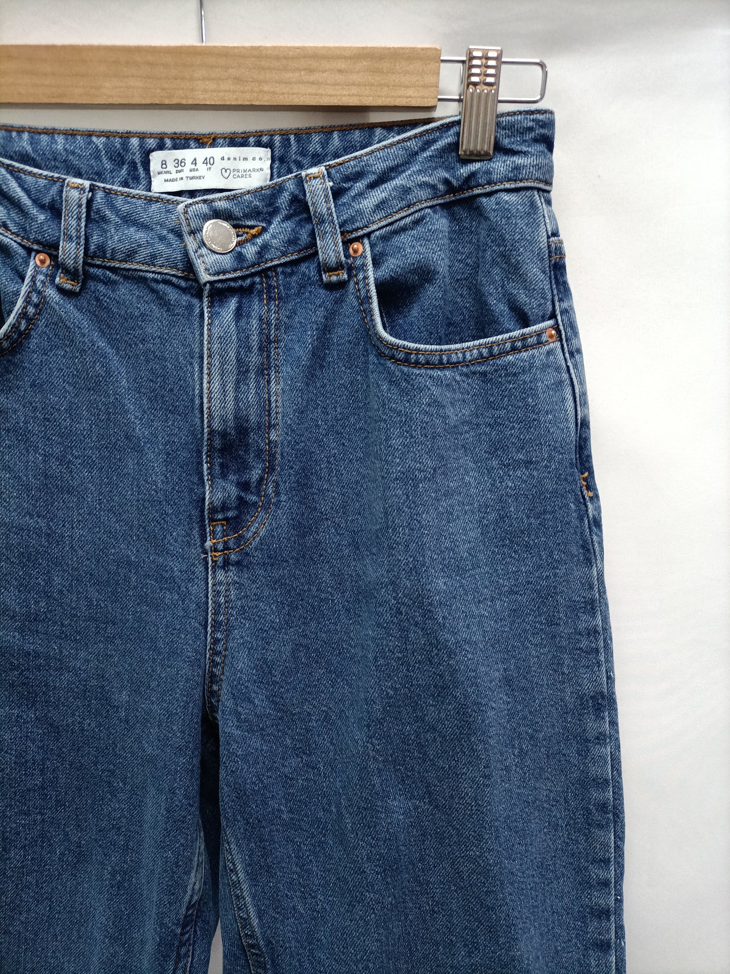 PRIMARK. Pantalón momfit  T.36