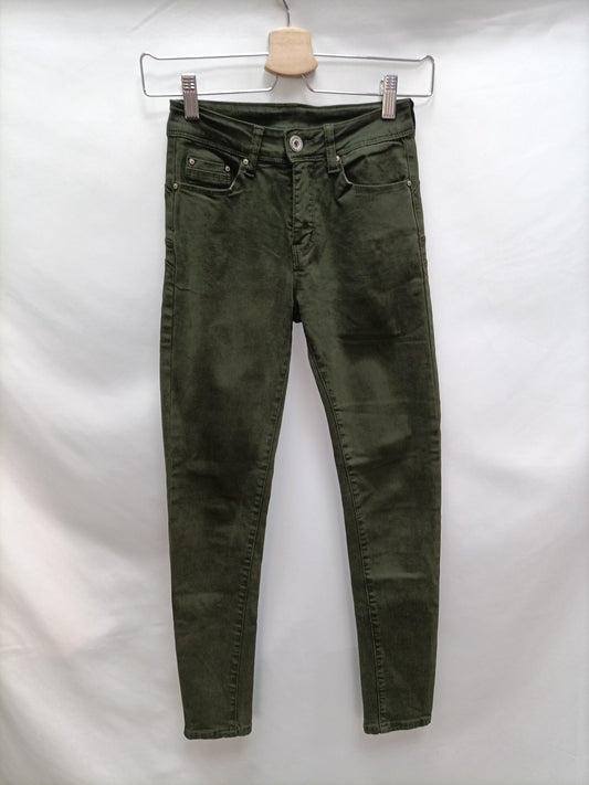 OTHERS. Green skinny pants size 34