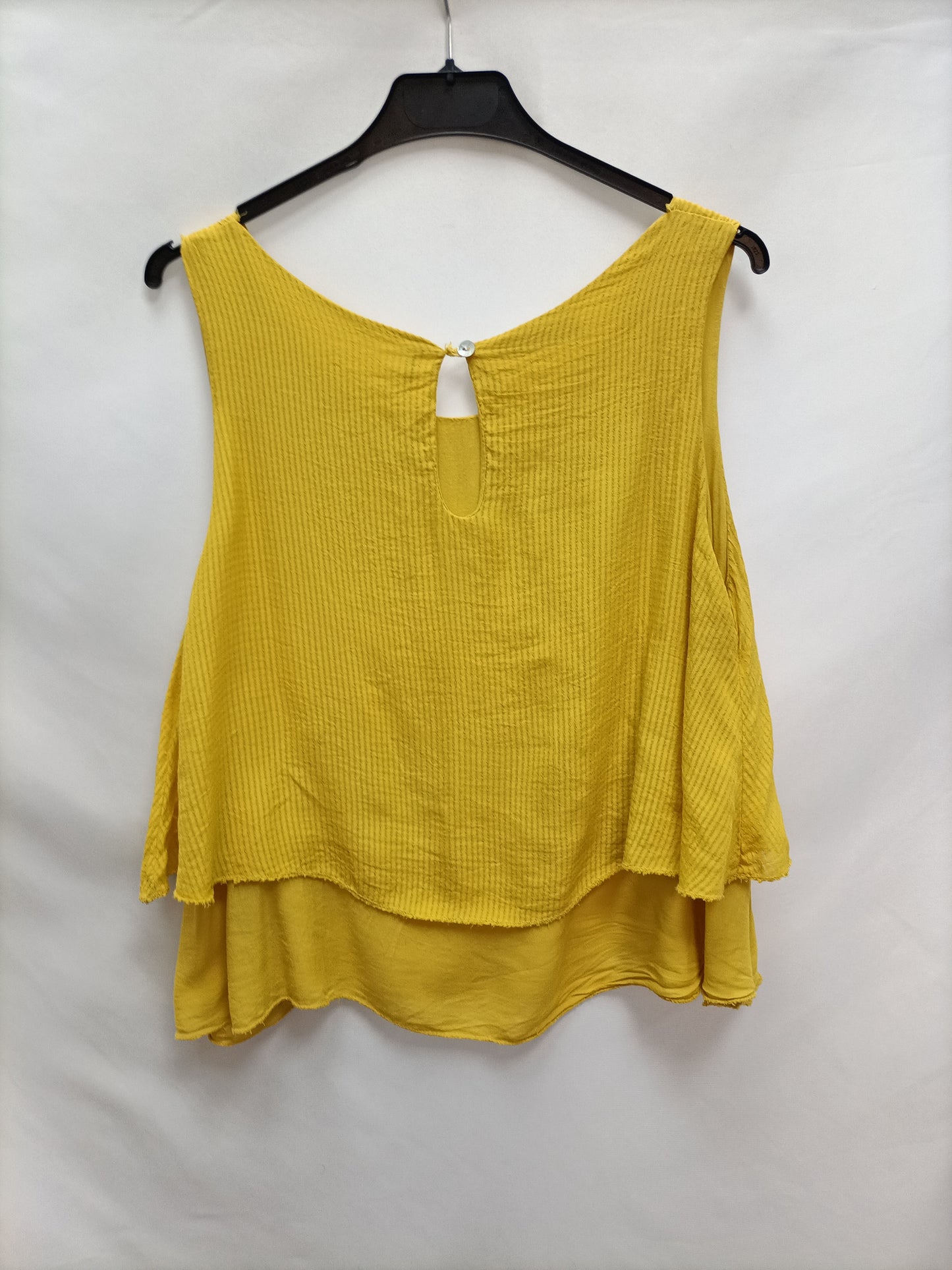 MULAYA. Mustard top layers Tm