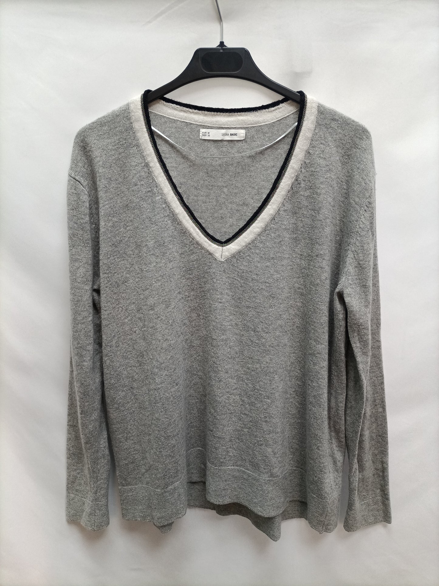 SFERA. Grey V-neck Tm sweater