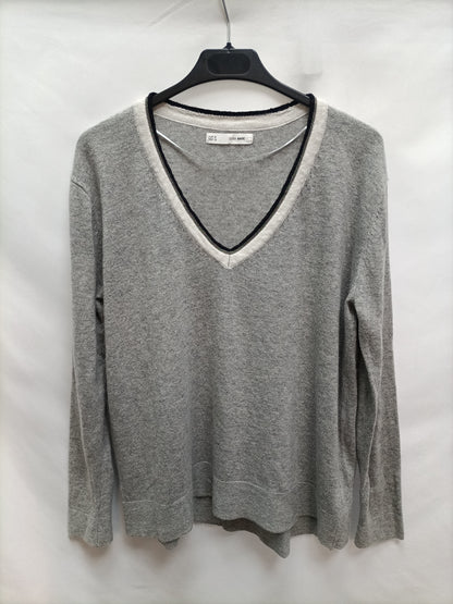SFERA. Grey V-neck Tm sweater