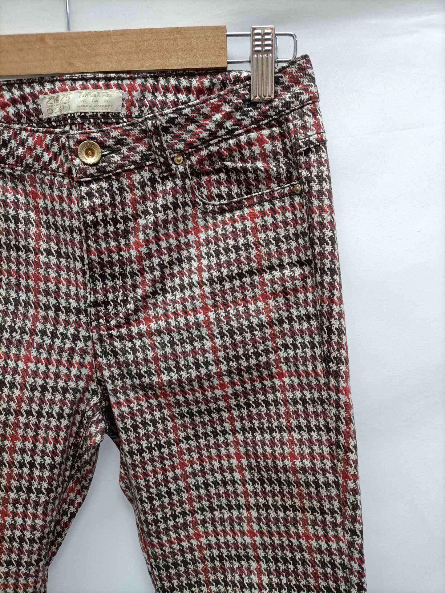 ZARA. Houndstooth trousers size 36