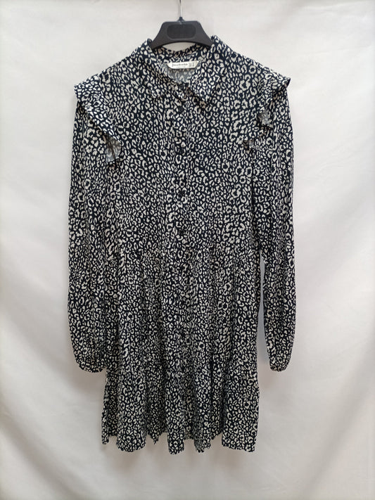 STRADIVARIUS. Vestido animal print T. S