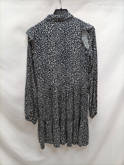 STRADIVARIUS. Vestido animal print T. S