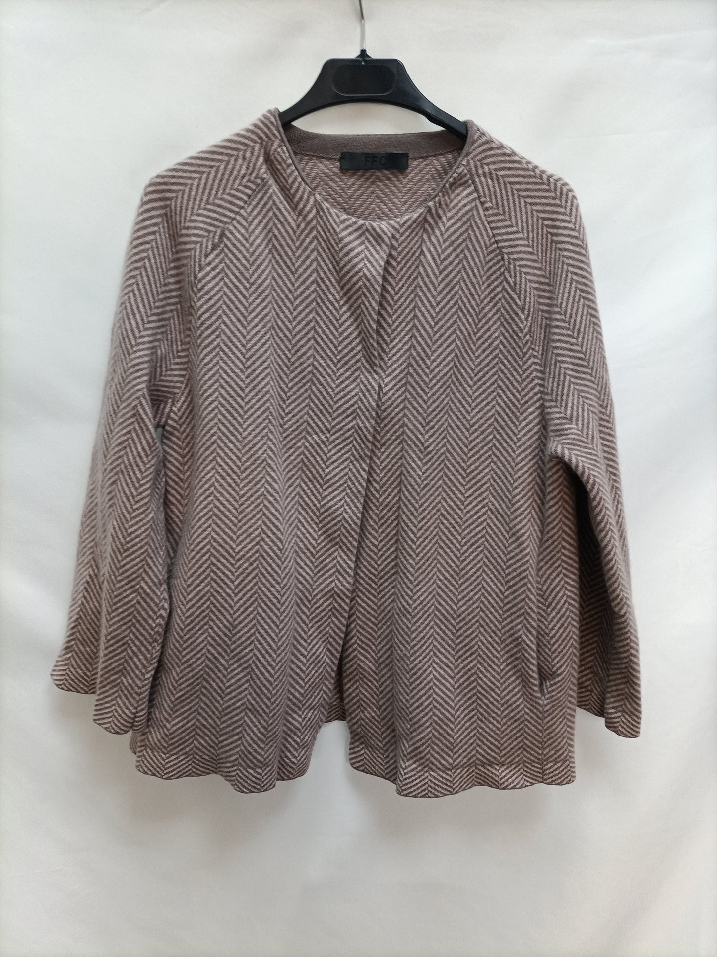 FFC. Grey and pink cardigan, size XL