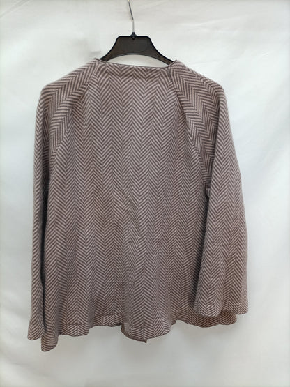 FFC. Grey and pink cardigan, size XL