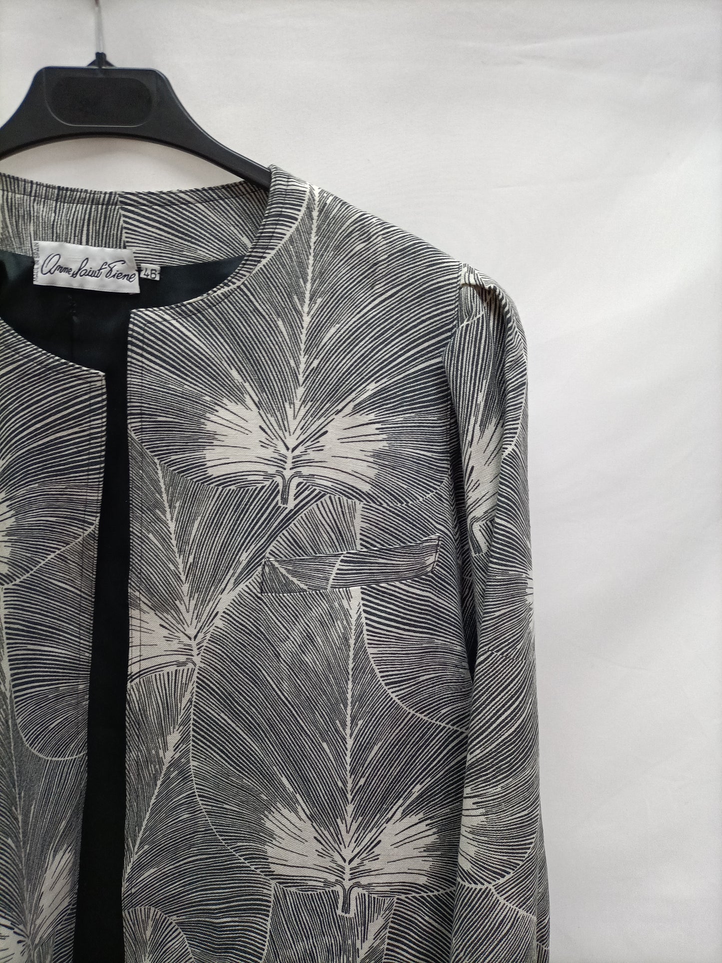 HOMME SAINT SIENE. Vintage leaf jacket, size 46