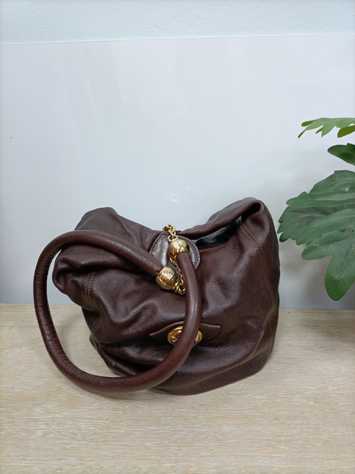 GALMOR. Bolso marrón saco