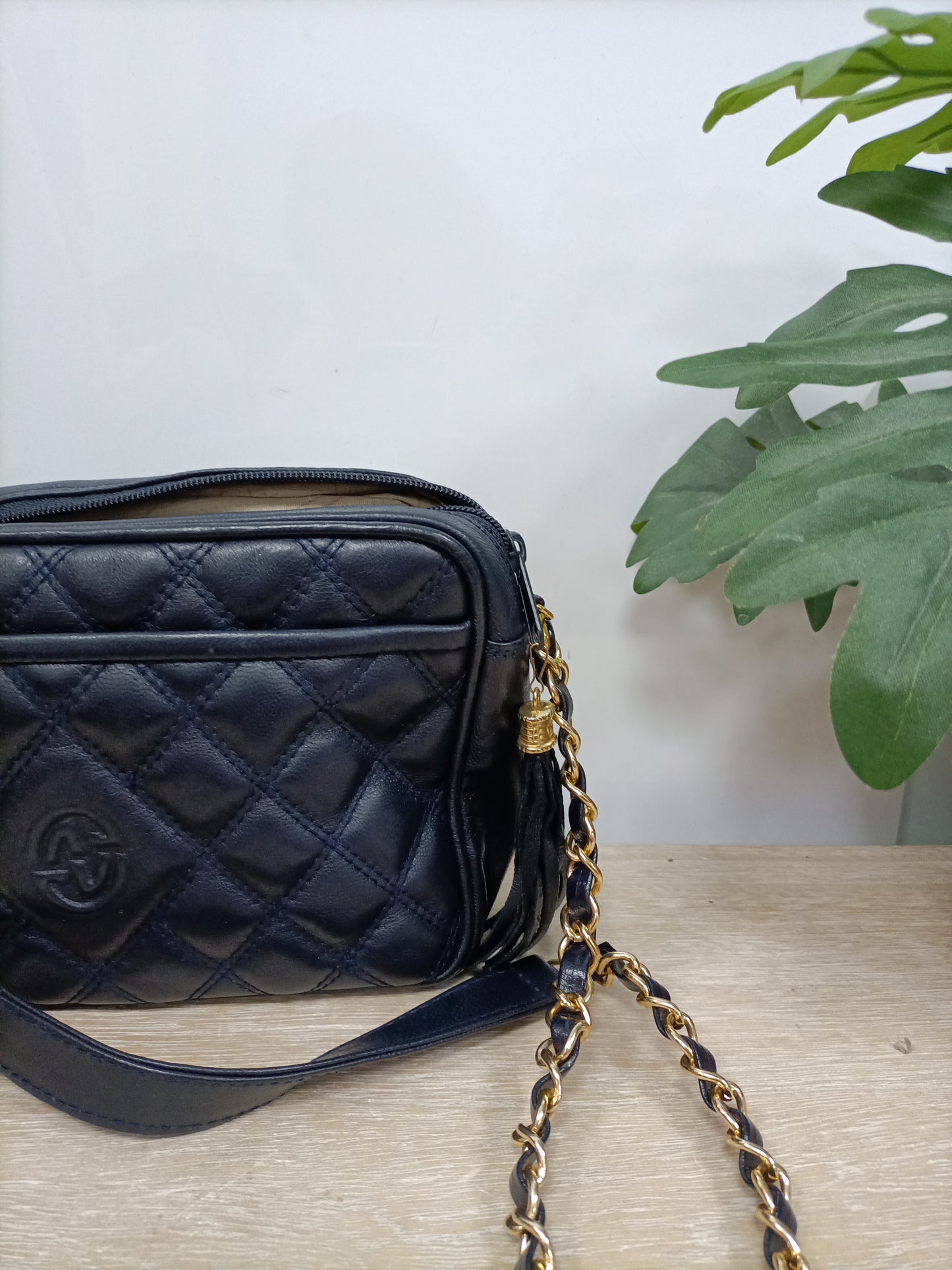 GIOVANA. Bolso azul guateado