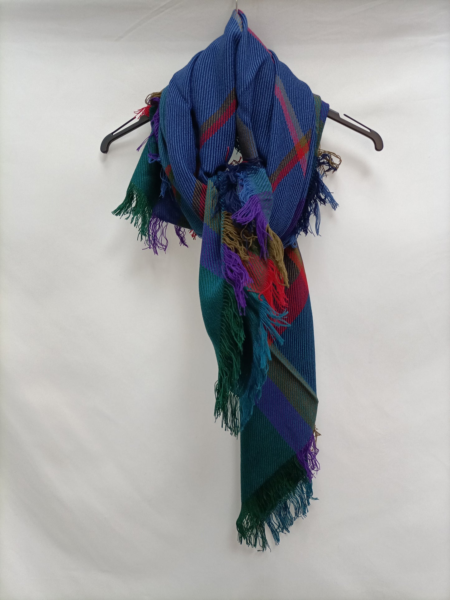 OTRAS. Bufanda de cuadros