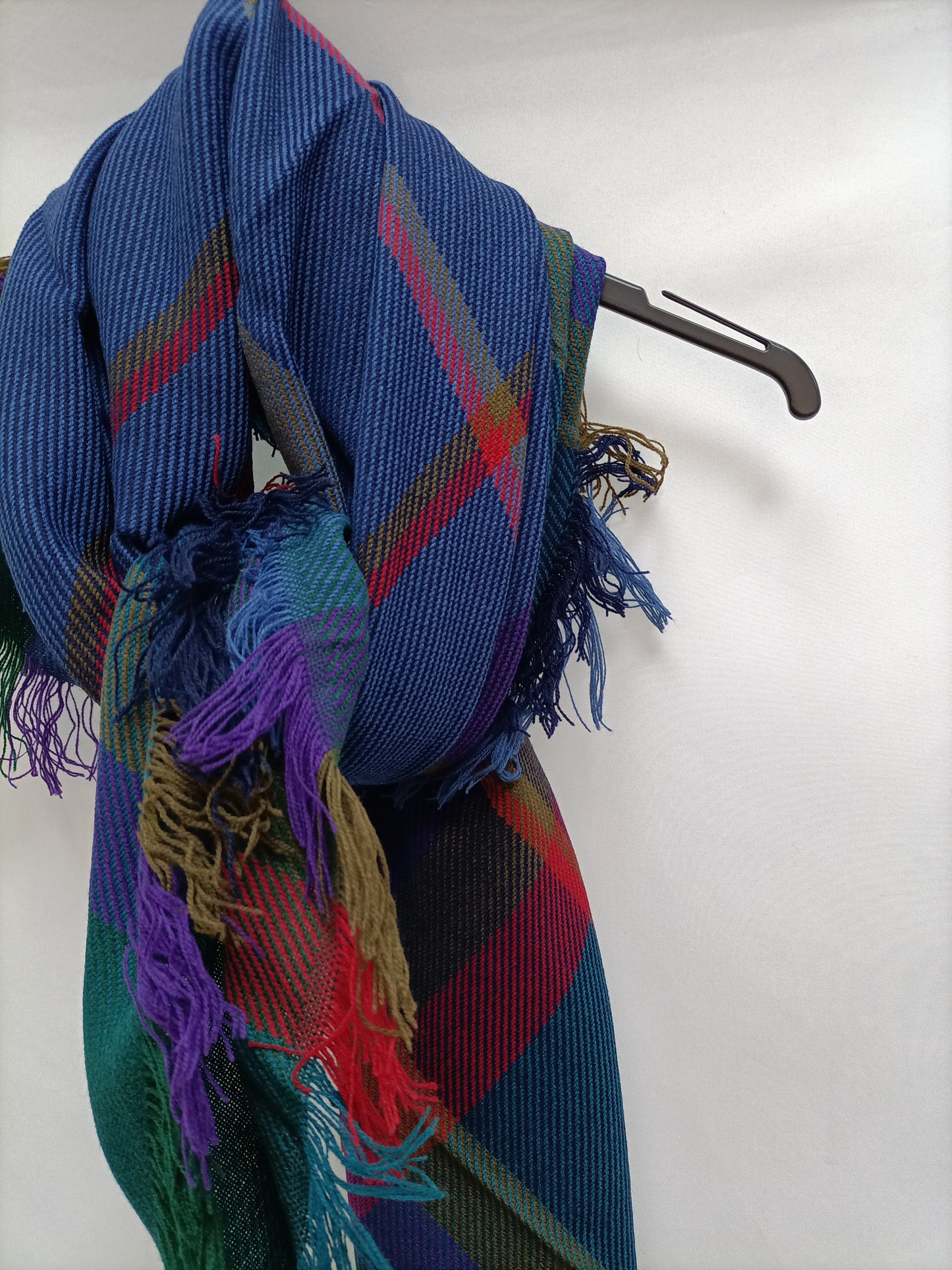 OTRAS. Bufanda de cuadros