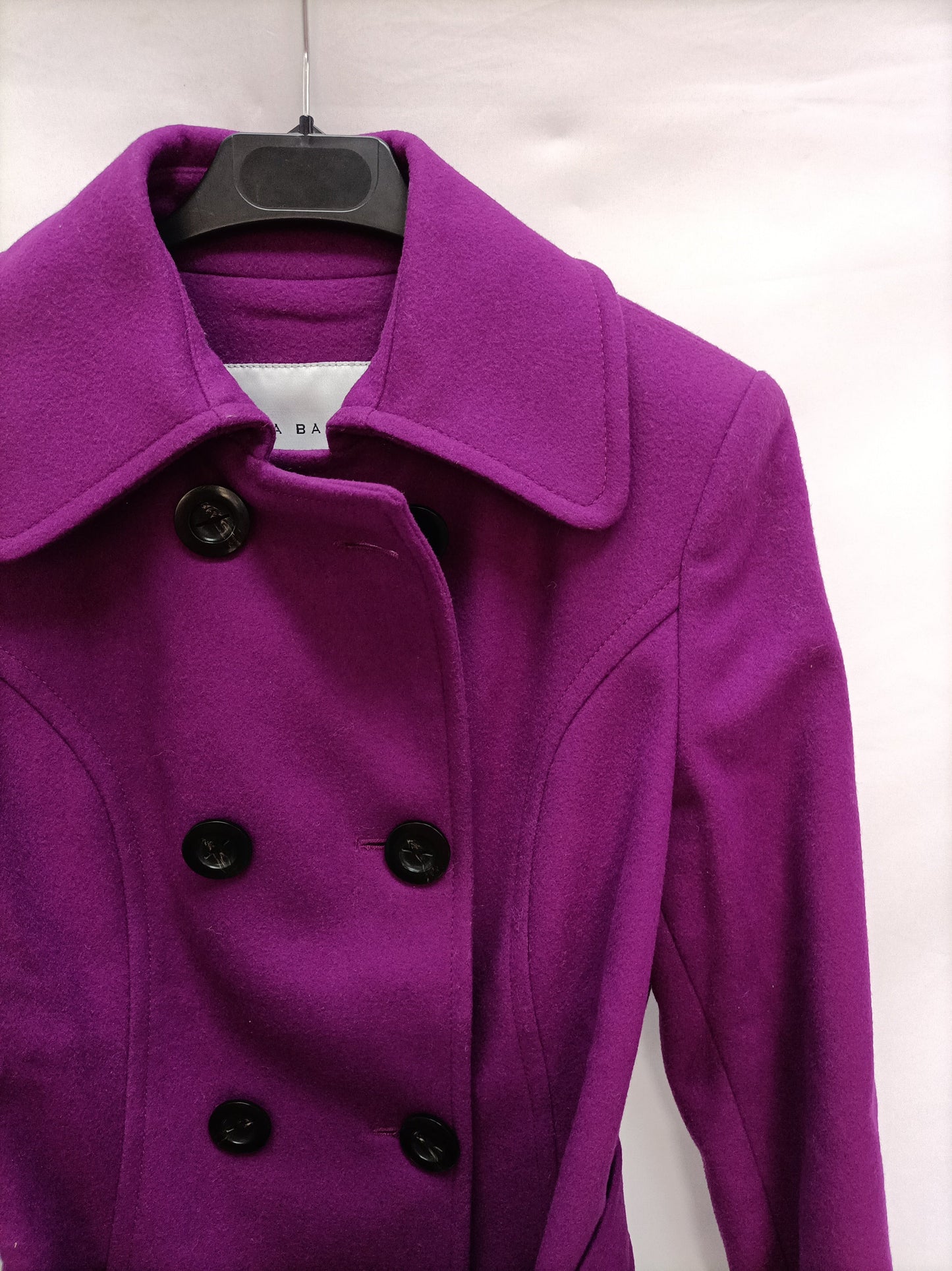 ZARA. Abrigo de paño morado T.s
