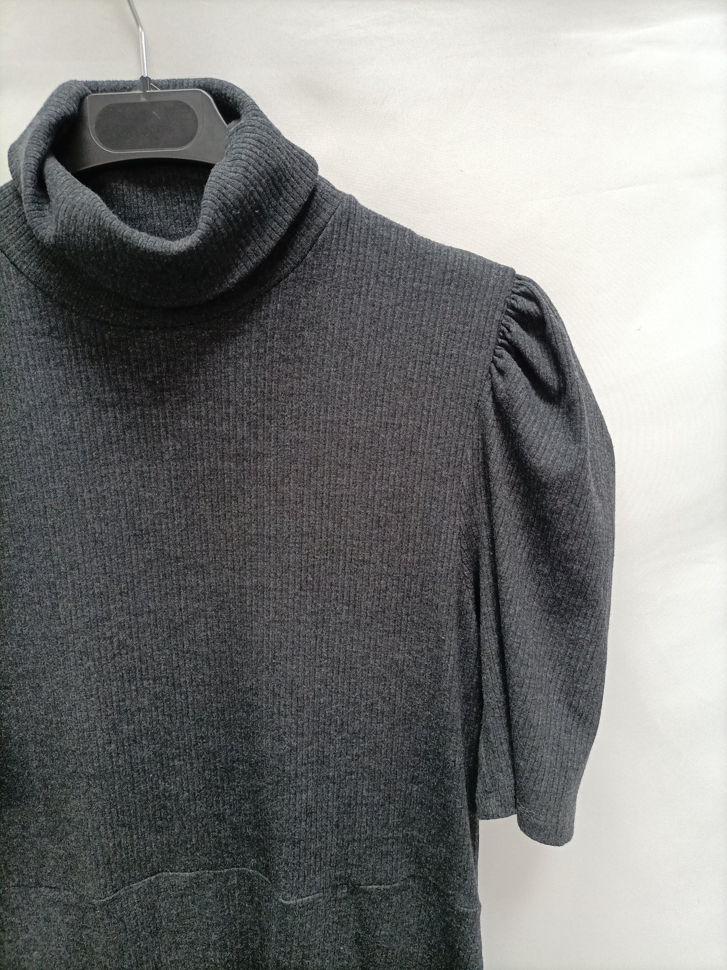 ZARA. Vestido gris canale mangas abullonadas T.L