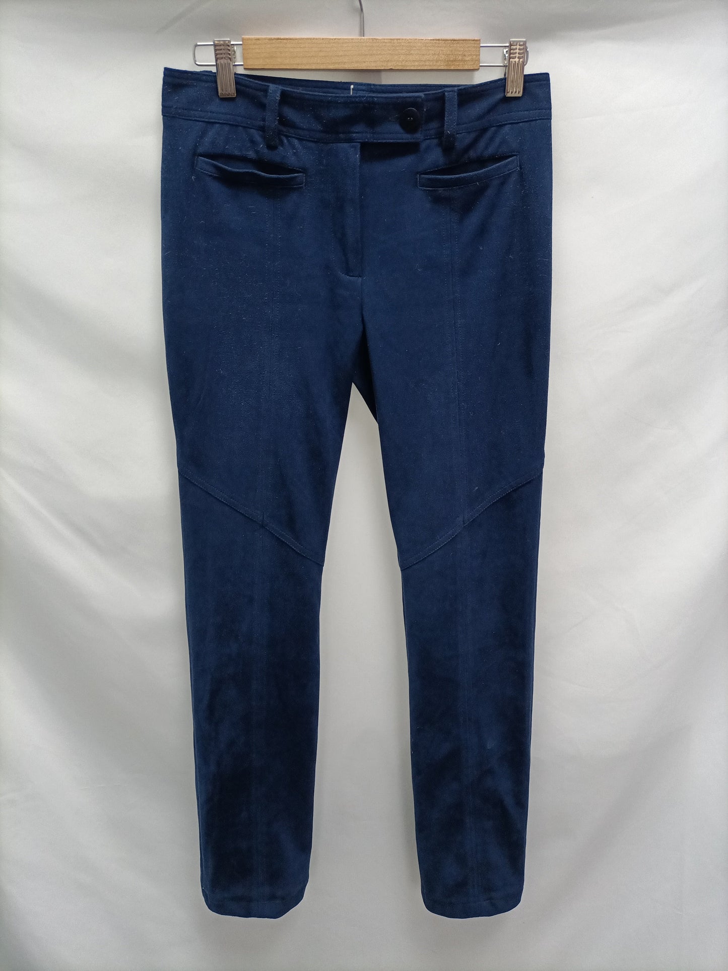 ADOLFO DOMÍNGUEZ. Pantalón antelina azul