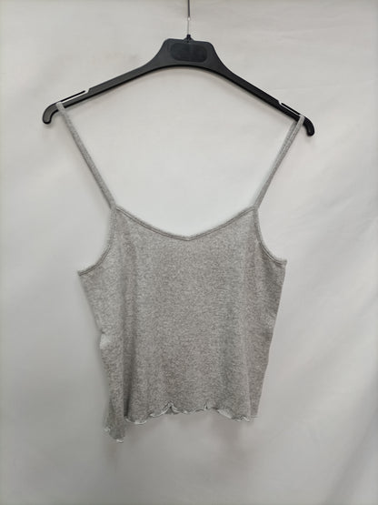 OYSHO. Top punto gris T.m