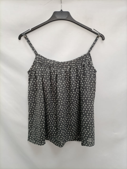OH SOLEI. Top gris estrellas T.14(s)