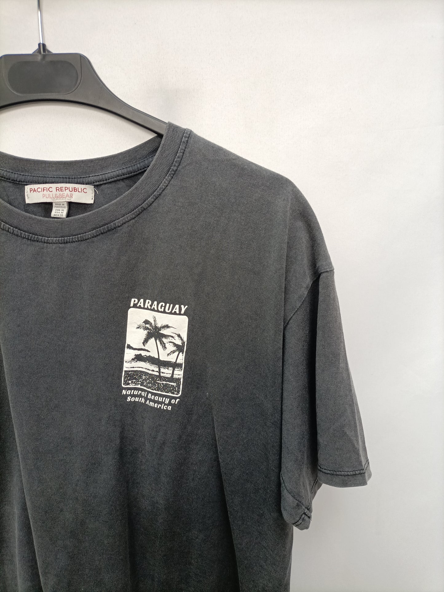 PULL&BEAR. Camiseta gris Paraguay T.m