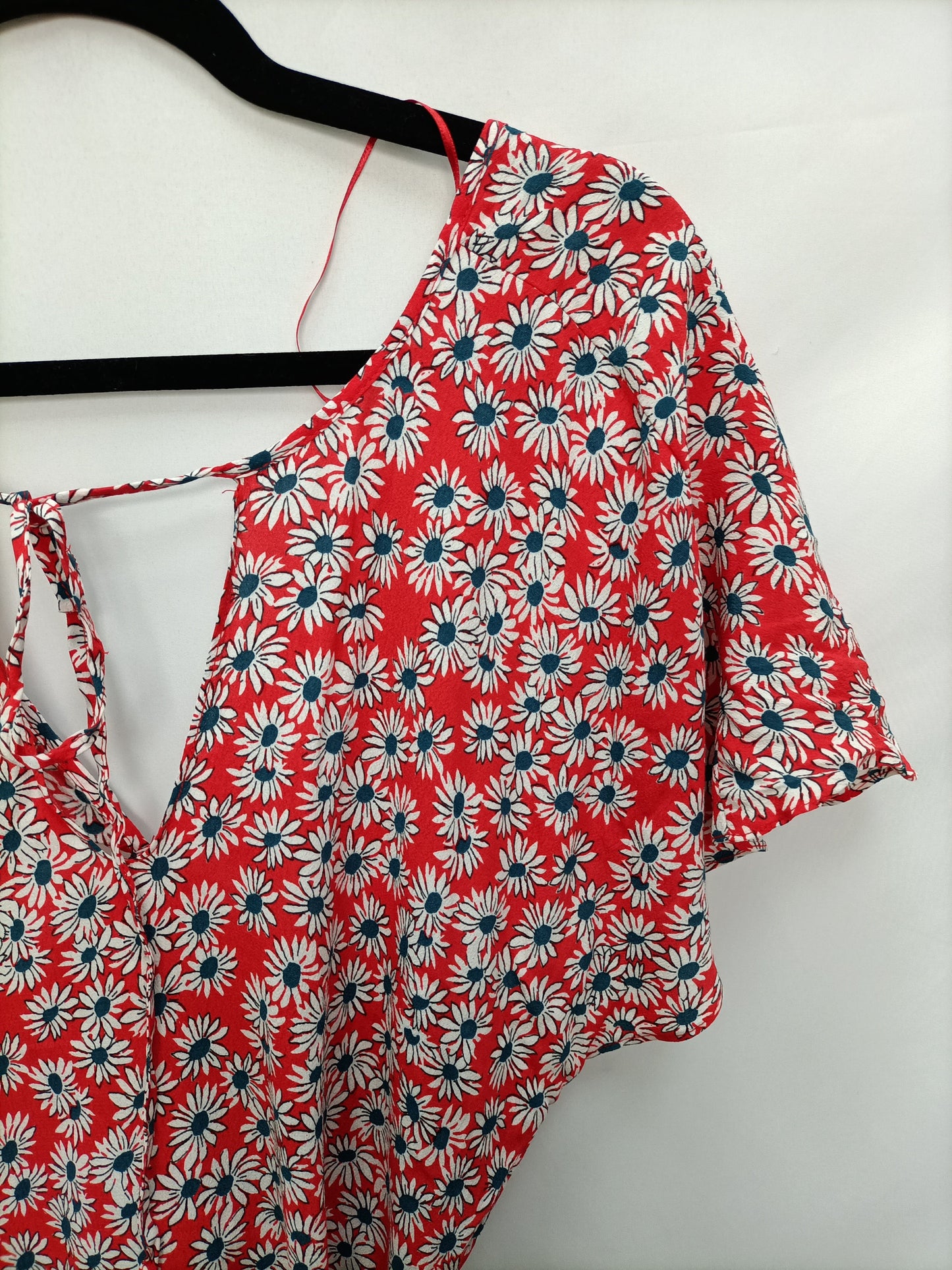 ZARA.Top aperturas margaritas T.l