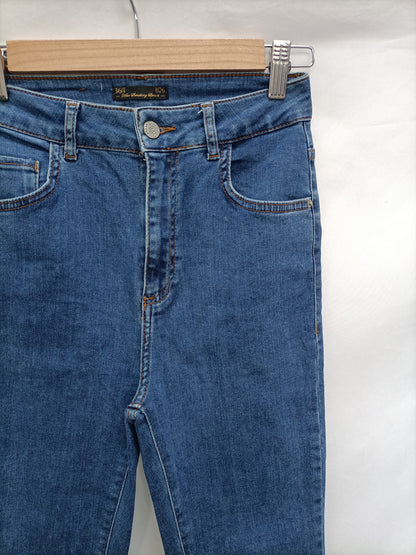 PULL& BEAR. Pantalón vaquero básico T.36