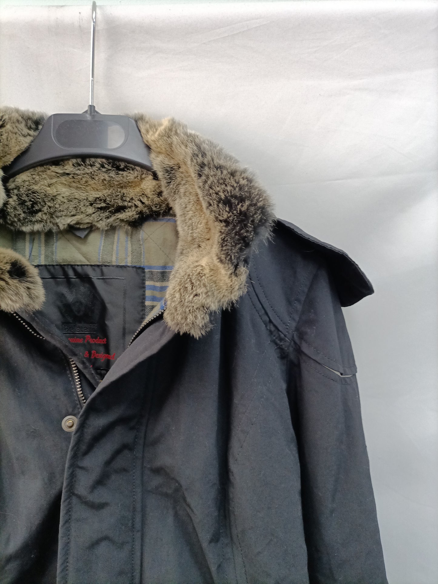 BELSTAFF. Chaquetón negro pelo  T.S