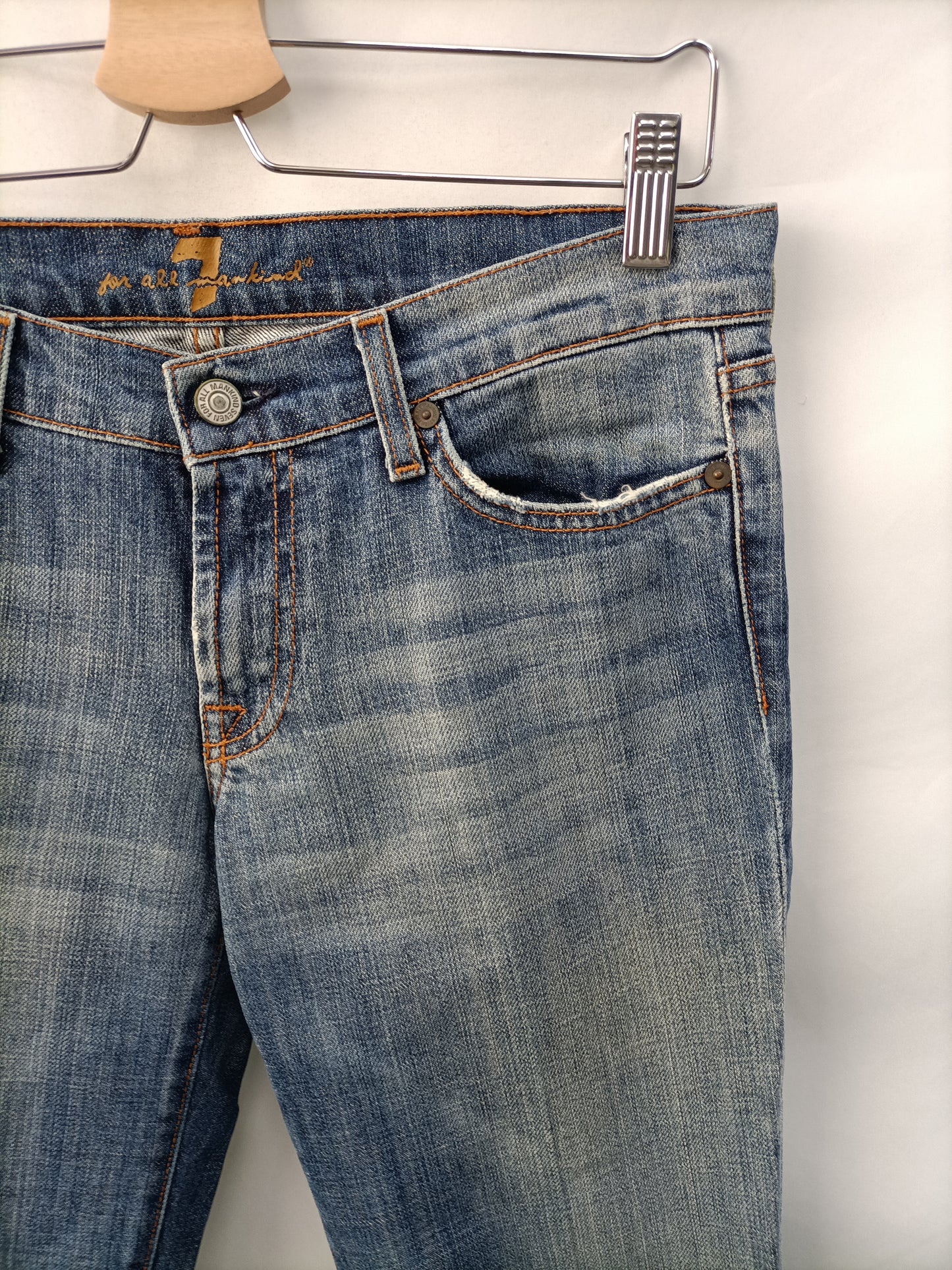 FOR ALL 7 MANKIND. Pantalón efecto desgastado T.29 (42)