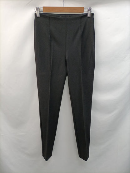 MANGO. Pantalón negro estilo de vestir T.34