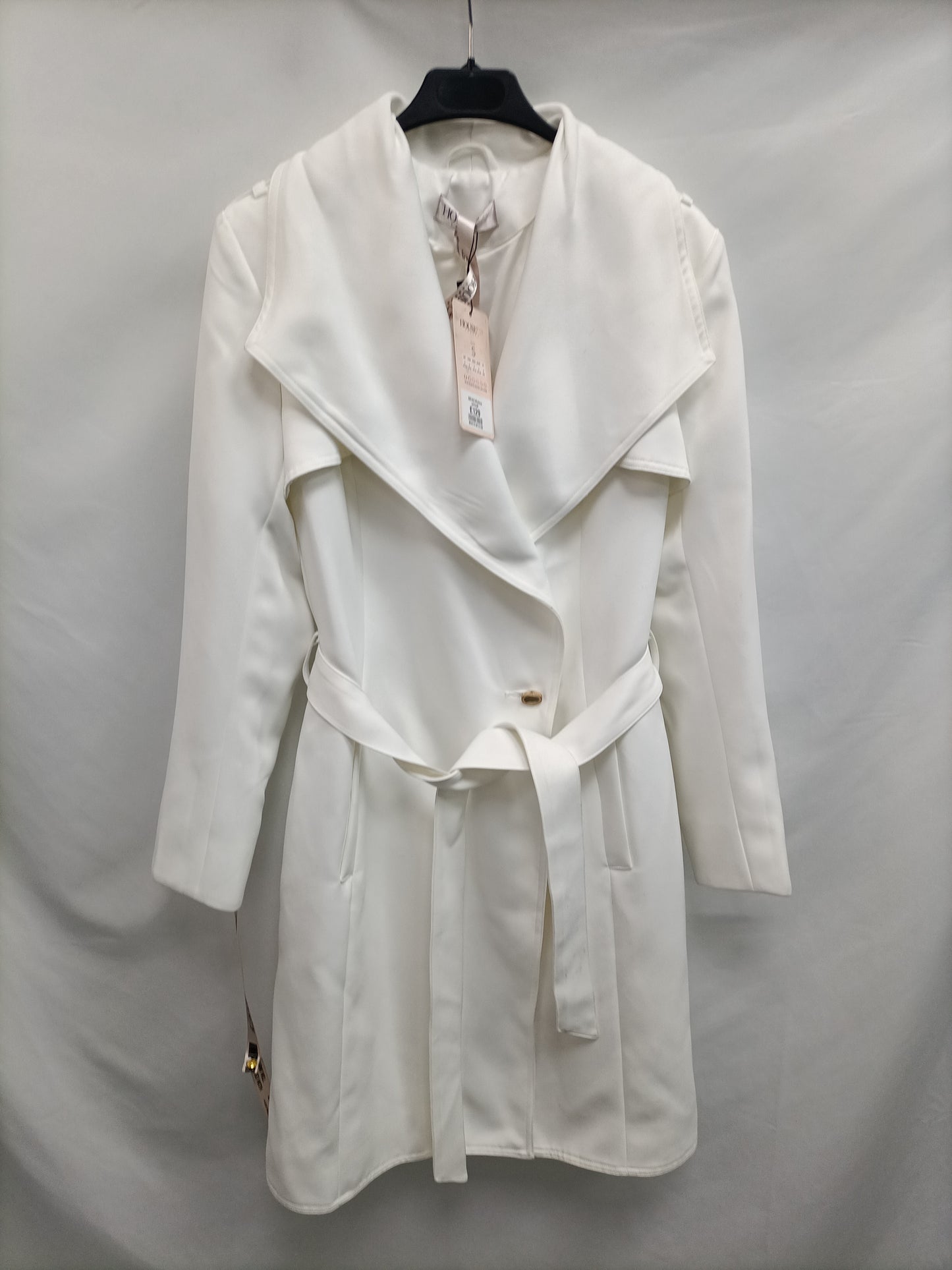 HOUSE OF LONDON. Ts White Double Breasted Coat