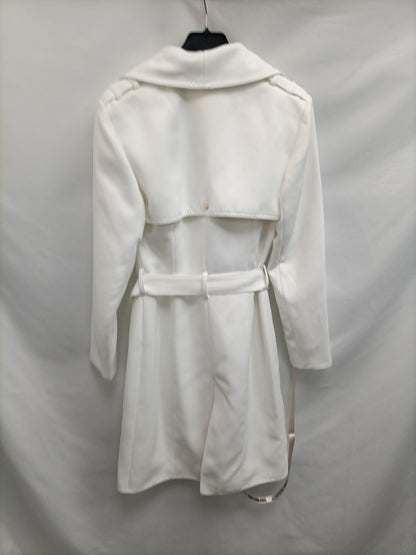 HOUSE OF LONDON. Ts White Double Breasted Coat