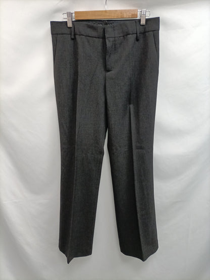 ZARA. Pantalón recto gris  T.40