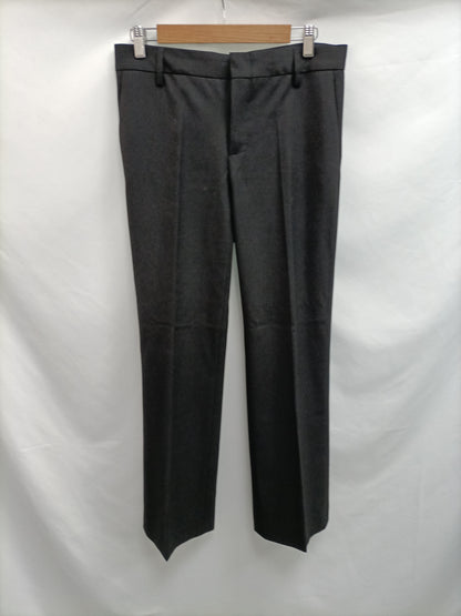 ZARA. Pantalón recto negro  T.40