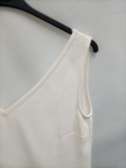 DAVID CHRISTIAN. Off-white lace-up top, size 36