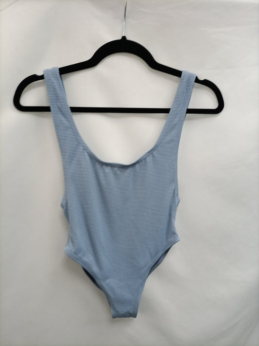 ONNE. Bañador celeste T.s