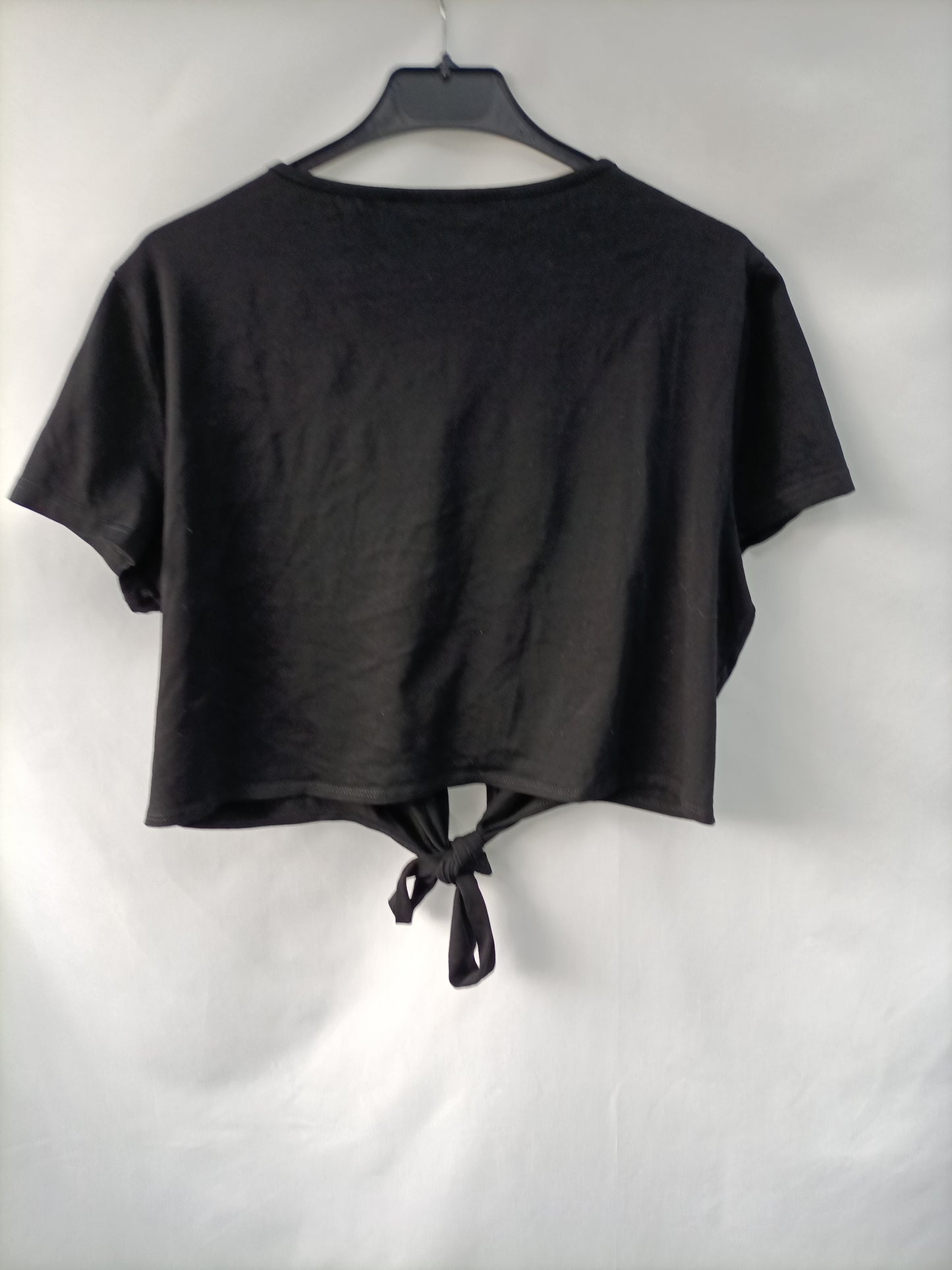 SHEIN. Camiseta negra lazada T.xl